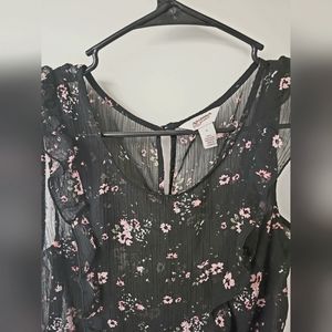 Blk blouse with pink flowers